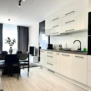 Apartament Podworcowa - Self Check-in 20h