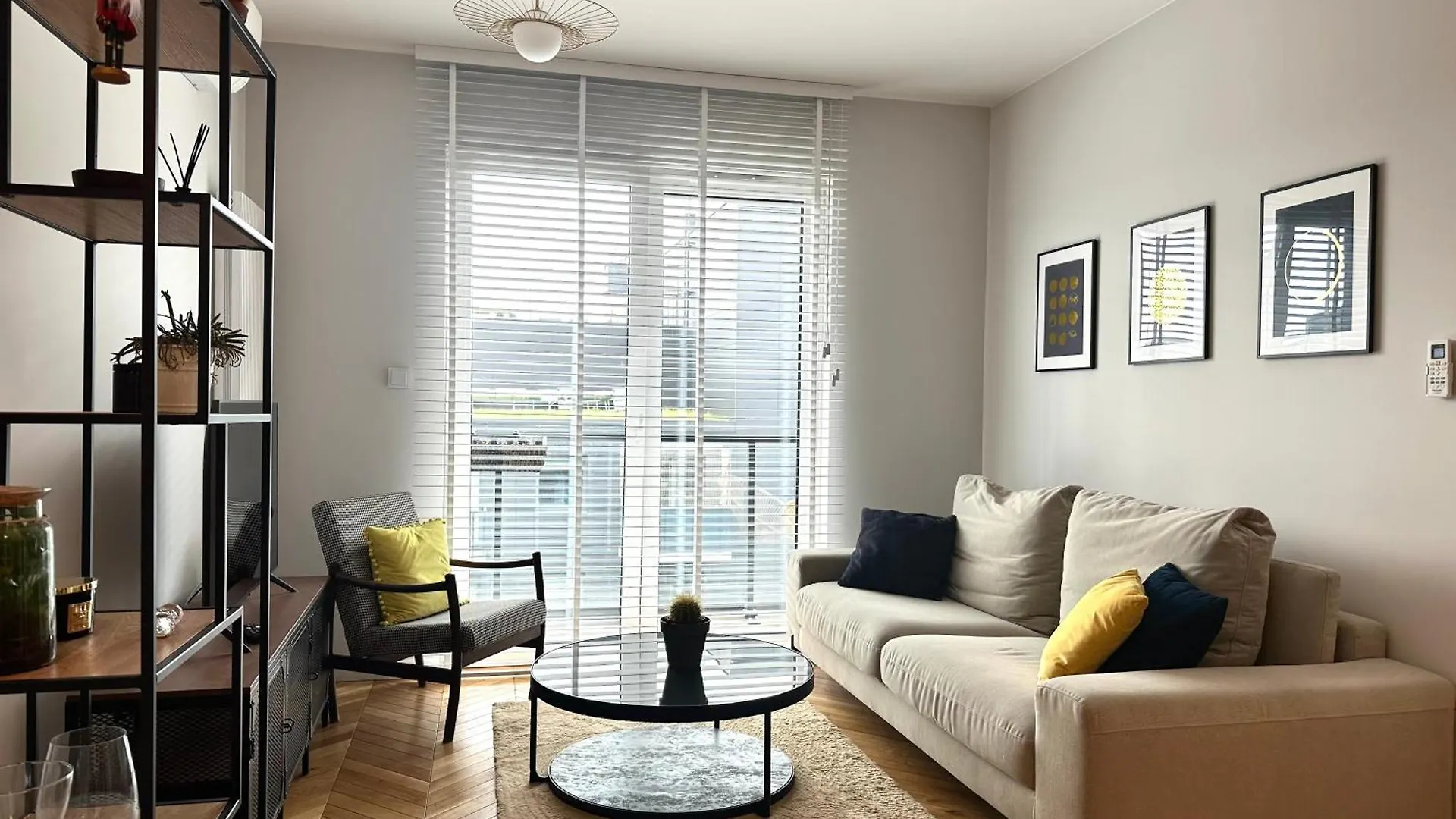 Mieszczanska 25 Apartment - Self Check-In 20H - Parking & Lift Вроцлав Польша