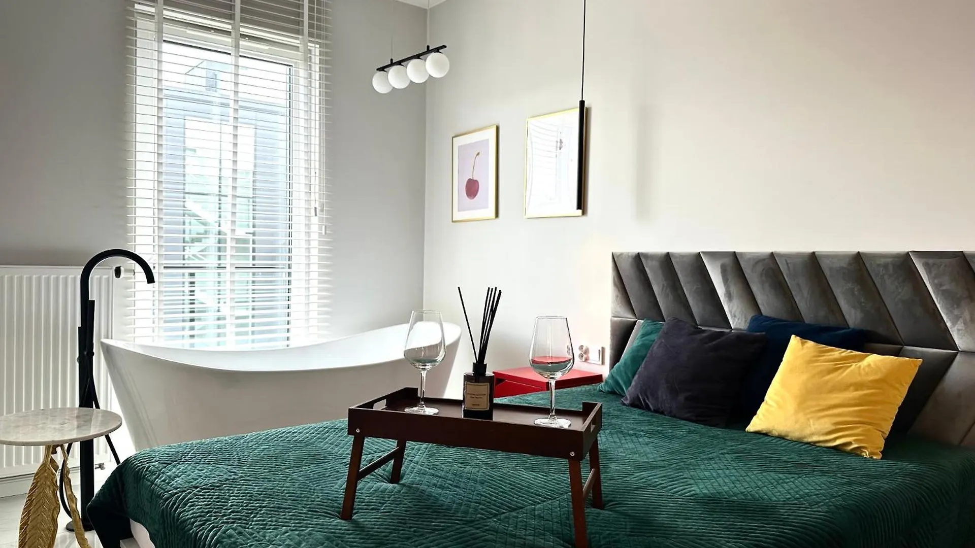 Mieszczanska 25 Apartment - Self Check-In 20H - Parking & Lift Вроцлав Польша